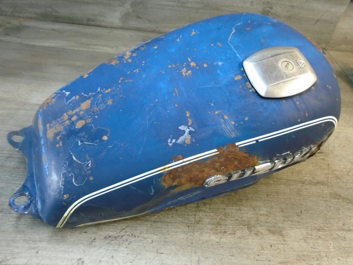 SUZUKI GS450 ガソリンタンク スズキ 81 1981 Suzuki GS450 GS 450 Motorcycle Bike Engine Fuel Gas Tank