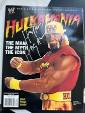 Magazine spécial WWE 2002 "Hulkamania" signé Hulk Hogan