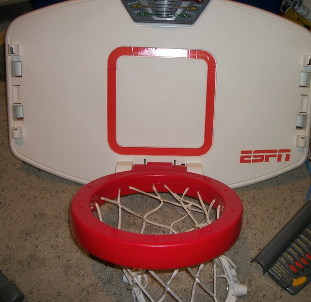2004 Fisher Price ESPN Game Station C4492 BACKBOARD, RIM, Scoreboard