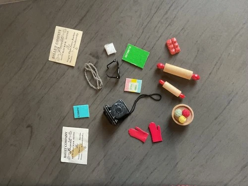 Vintage Barbie & Skipper ACCESSORIES - ACCESSORY LOT (1960s)