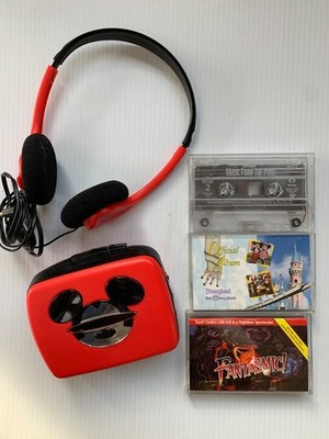 VINTAGE RARE Disney Mickey Mouse Walkman Personal Tape Player MU-421 & Cassettes
