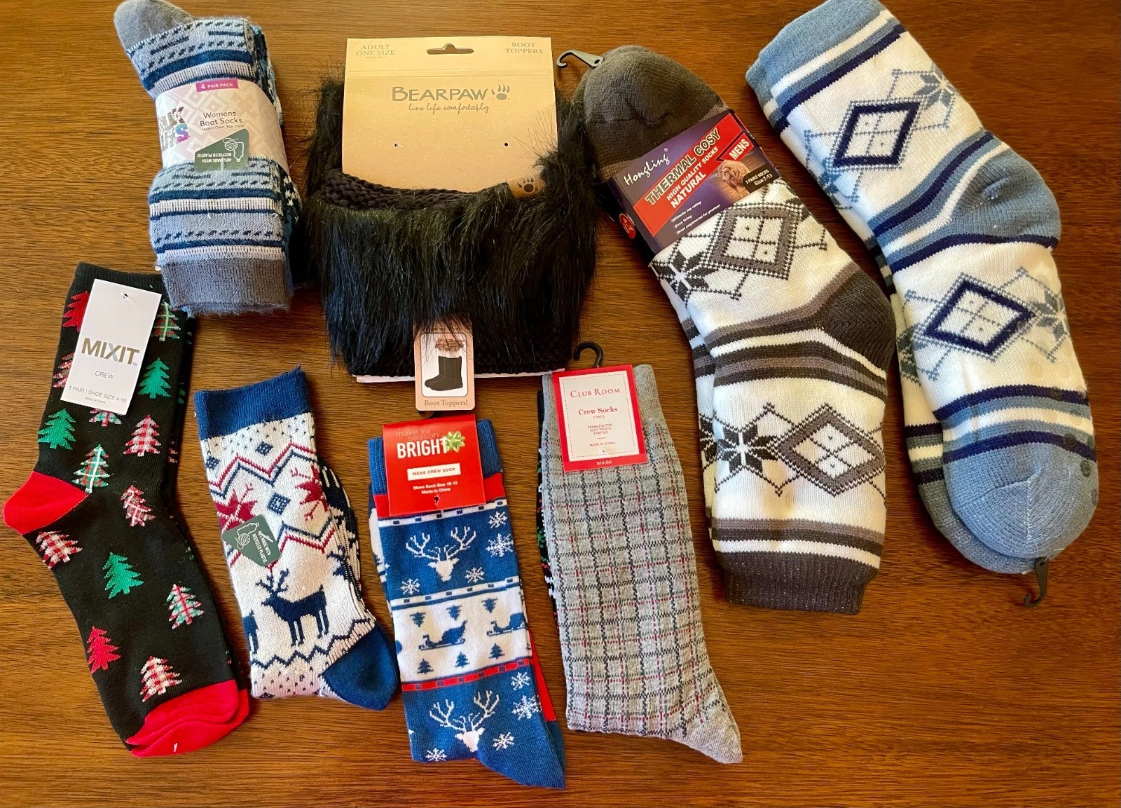NEW~ Mens & Women's Winter/ Holiday Socks & Women's Bearpaw Boot Toppers