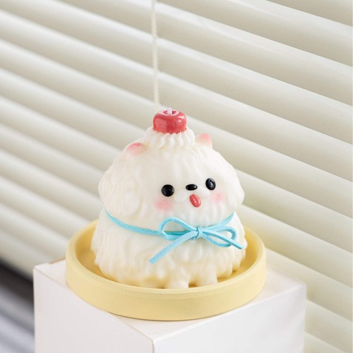 Handmade Creamy Puppy Scented Candle - Picture 7 of 15