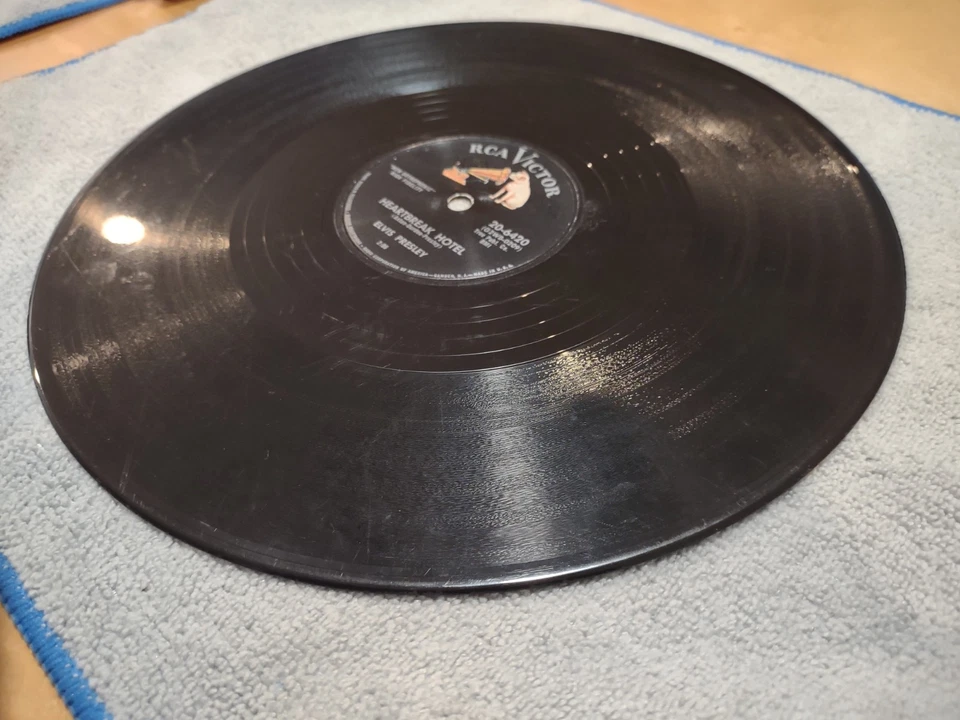 Elvis Presley Heartbreak Hotel / I Was The One 20-6420 10” 78 RPM Shellac - Rare - Image 4 of 4