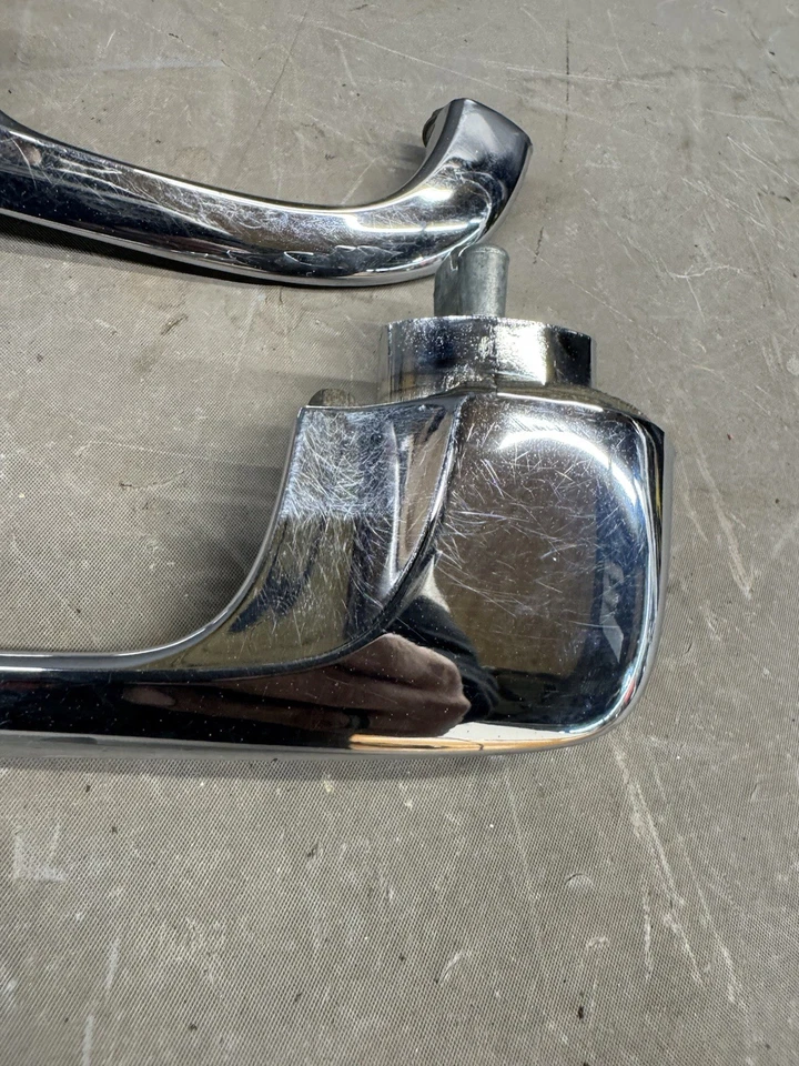 Oldsmobile Starfire Ninety Eight 1961-1964 manijas de 2 puertas Pontiac Grand Prix 88 Foto 3 de 4