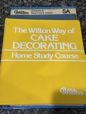 1980 Wilton Cake Decorating Lesson 1/2/3/4 And Practice Sheets 3 Ring Binder