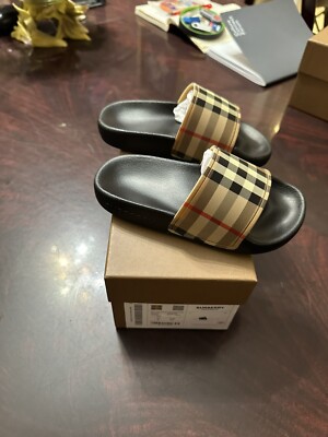 Burberry Kids Mini Furley Nova Check Slide Logo Beige Size 27 US