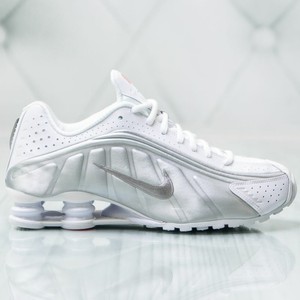 Nike Shox R4 White/Metallic Silver | BV1111 100
