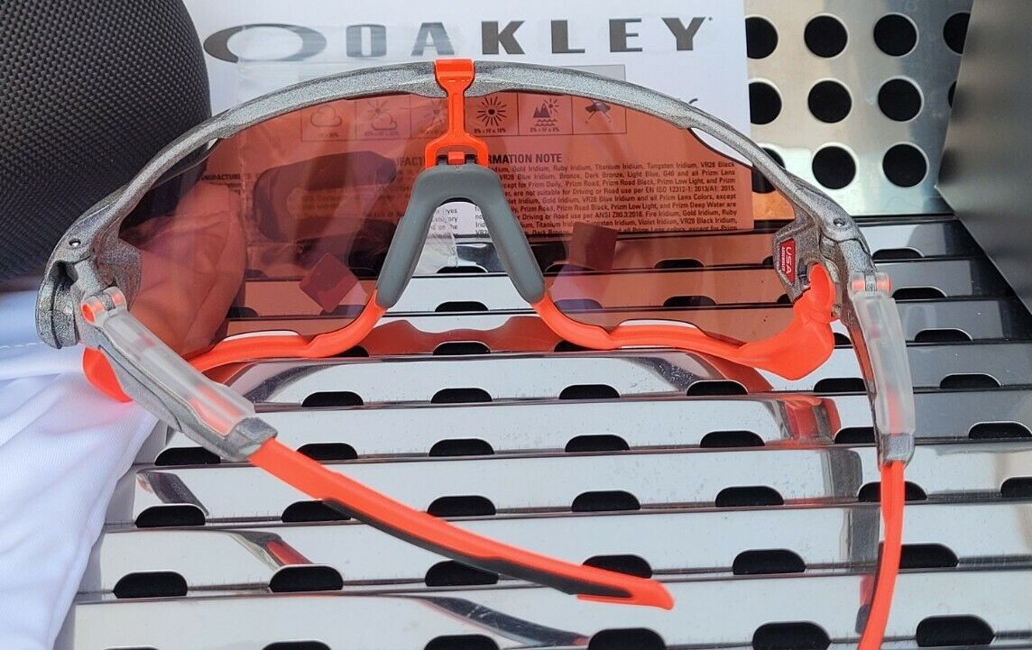 New Oakley JAWBREAKER 9290-7331 Unity Sunglasses Space Dust New Oakley JAWBREAKER 9290-7331 Unity Sunglasses Space Dust