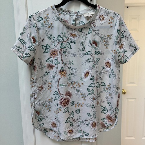Blusa Loft Estampado Floral Manga Corta Talla Pequeña Beige Negocios Oficina Trabajo