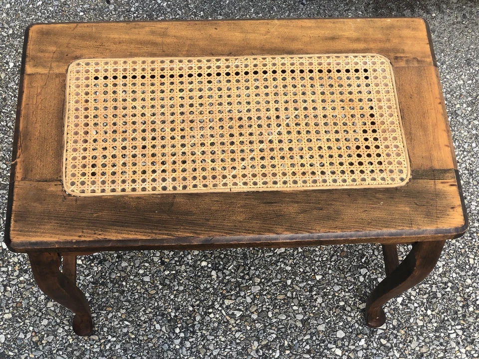 Antiguo taburete de piano de banco de tocador provincial francés 23" de ancho x 13 1/4" x 18" de alto Foto 3 de 4