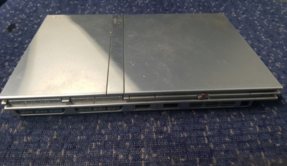 Sony PlayStation 2 Slim Silver Console Only SCPH70003 NO RESERVE