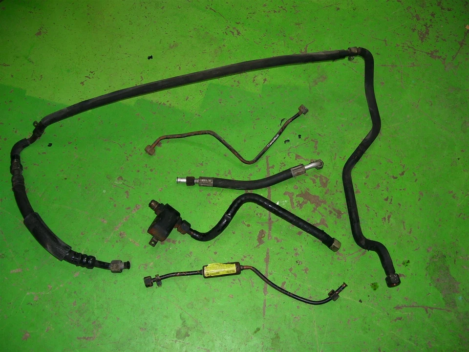 280Z 1980 Datsun Nissan 280ZX L28 Juego de mangueras de línea de CA de baja presión OEM HVAC  Foto 2 de 4