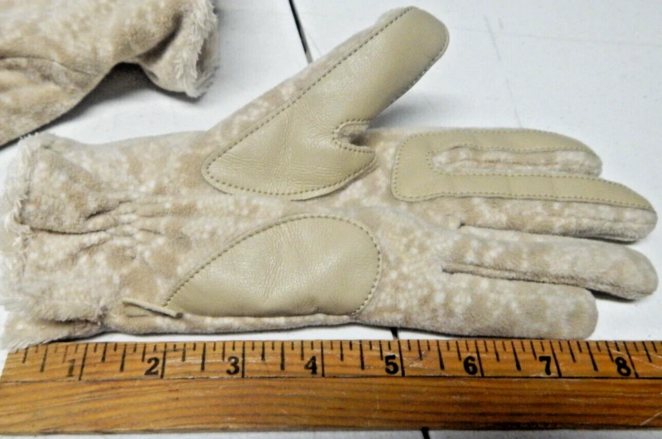 Guantes Isotoner Mujer Crema Bronceado Marfil Forrados de Vellón Táctil Microluxe Foto 4 de 4