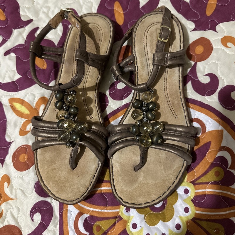 NWOT Clarks Bendables Gold Leather Beaded  Top Size 6