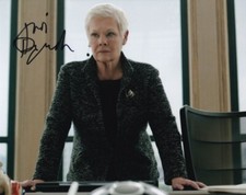 JUDI DENCH signed Autogramm 20x25cm JAMES BOND in Person autograph