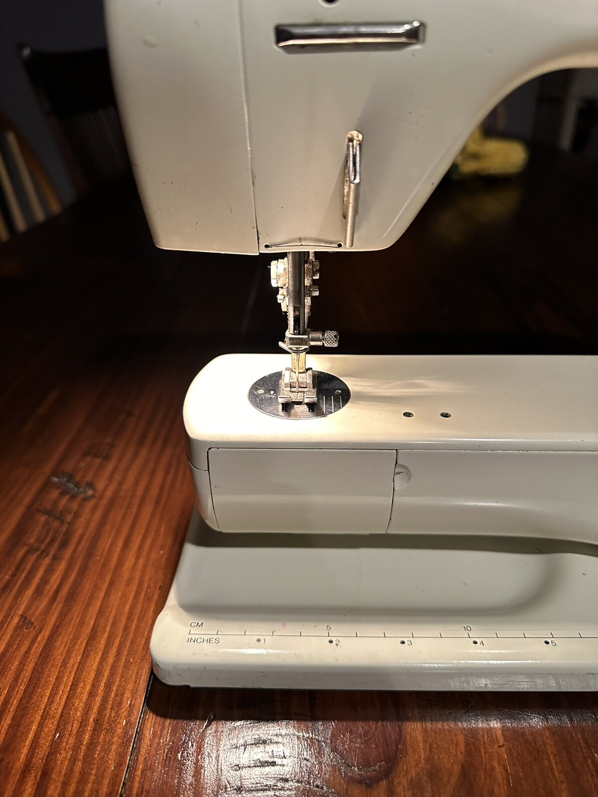 Bernina Matic Electronic 801 Sewing Machine tested & Works Great foot