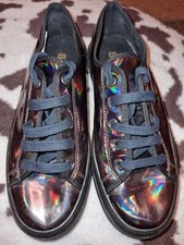 NEW SCHUH TRENDY WOMANS SHINY WET LOOK PATENT CREEPERS TRAINERS SIZE UK  6 / 40