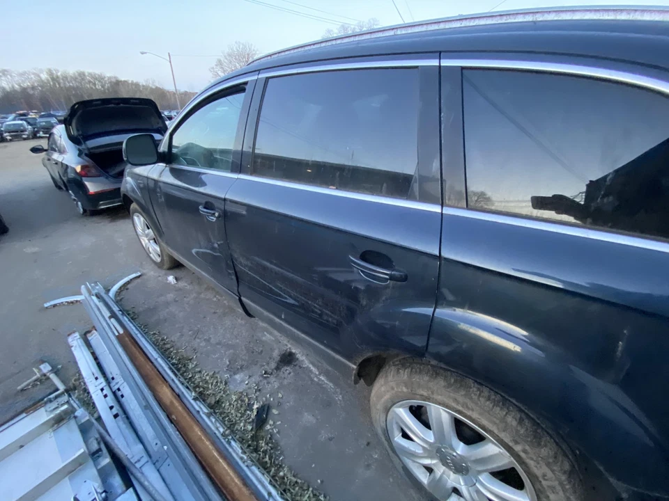 Used Rear Left Door Assembly Rear Side fits: 2008 Audi Q7 electric Rear Left Gra - Imagem 4 de 4