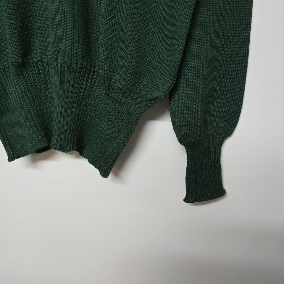 Suéter verde vintage 1973 Varsity Letterman Burean malha Holloway feito nos EUA  - Imagem 4 de 4