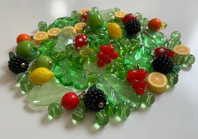 Perlenmix  Obstsalat      Glasperlen Früchte Blätter grün bunt DIY