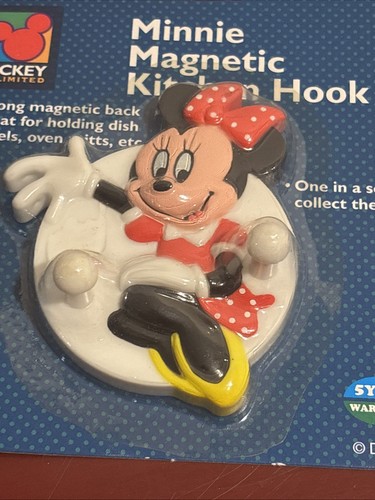 Mickey Mouse Refrigerator Magnet New in Package Great For Decor Or Collecting!! - Picture 5 of 8