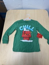 Peanuts Snoopy Christmas Size S 6/7 Kids Green Long sleeve Sweatshirt