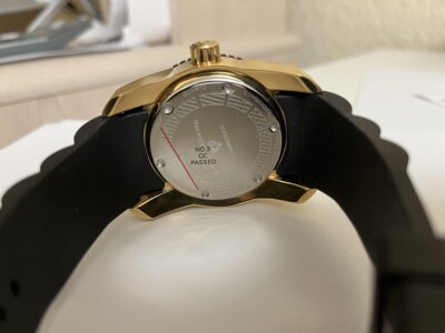 Men's SWISS LEGEND COMMANDER 20068-YG-01-BB Yellow gold tone/Black