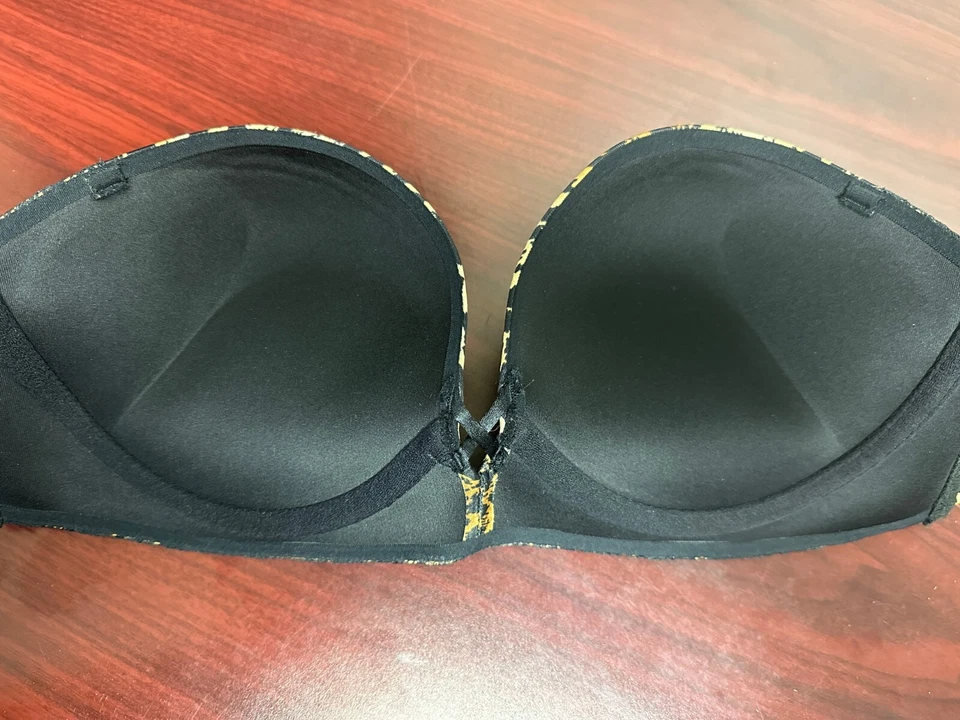 Sujetador acolchado Victoria's Secret Leopardo/Negro Encaje Sin Tirantes - 36B #249 Foto 3 de 4