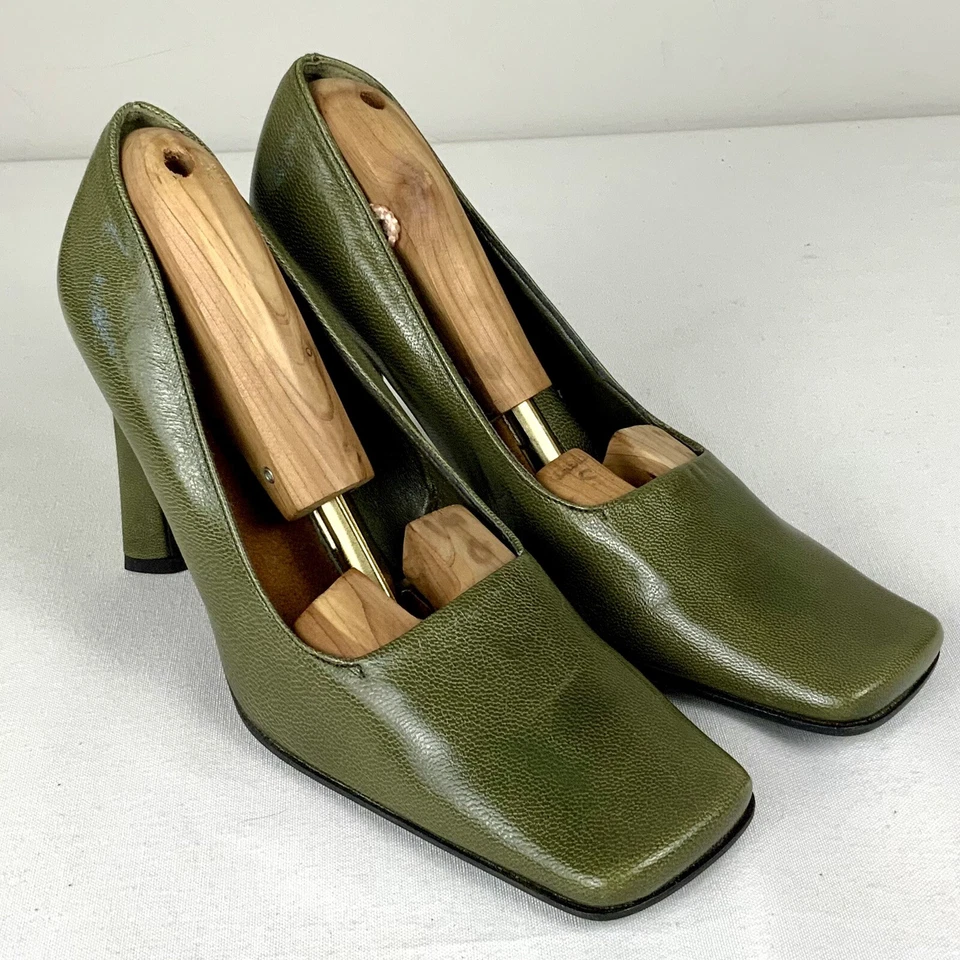 BCBG Maxazria итальянский кожаный квадратный носок насос оливковый зеленый каблуки размер 6,5 - Изображение 2 из 4