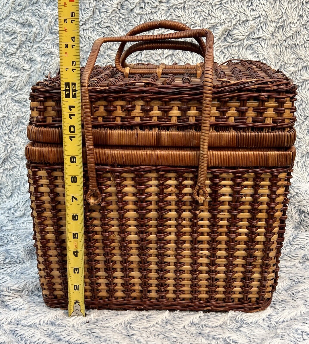 美品　Vintage picnic basket Antique Bamboo Woven Picnic Basket 12” x 12” Double Handle