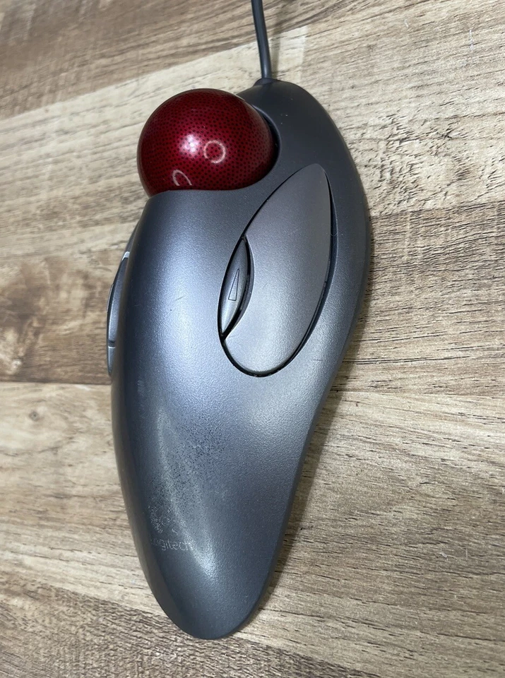 Logitech T-BC21 810-000767 Optical Trackman Marble USB Mouse Silver Ergonomic - Image 2 of 4