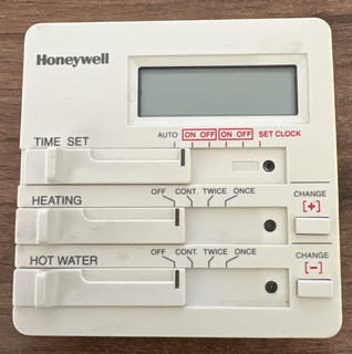 Honeywell ST699B1002 Electronic Programmer 1 DAY 24 HOUR