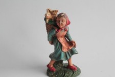 Figurine vintage Composition paysanne portant des lapins Italie (63964)