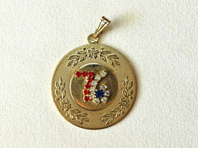 Vintage 1976 Bicentennial RWB Rhinestone 76 Pendant