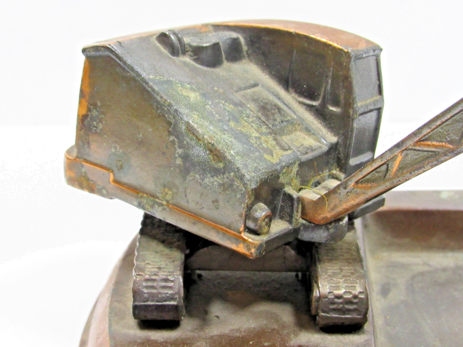 Vintage 1950s Lorain Copper Excavator Track Crane Shovel  Ashtray Cab Pivots