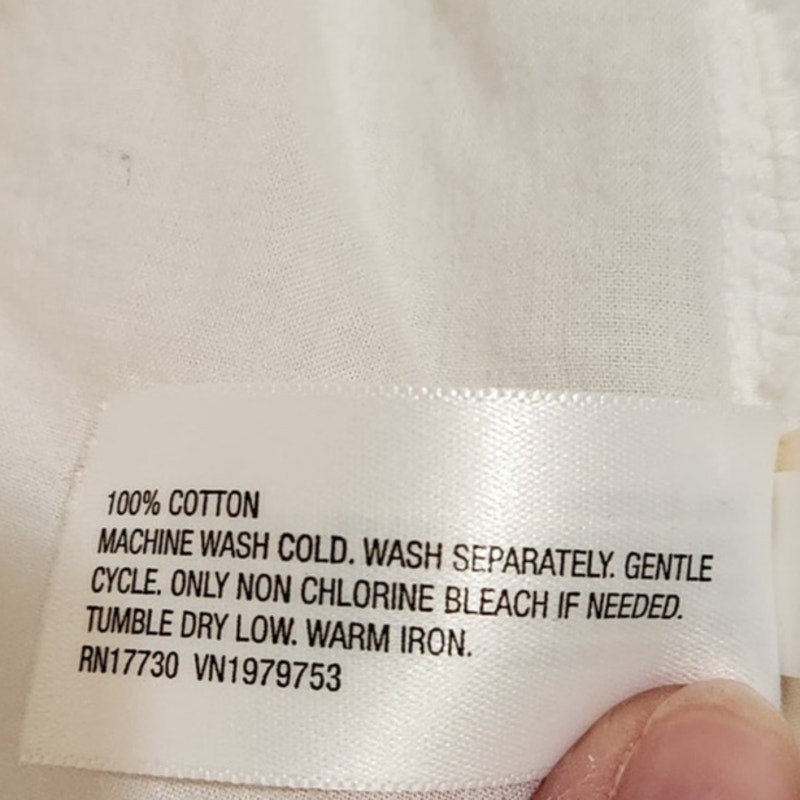 Universal Thread White Pintuck Yoke Button Front … - image 9