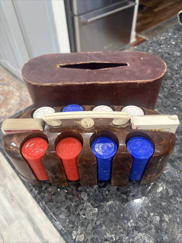 Vtg Victory Bakelite Poker Chip & Card Deck Caddy Brown Butterscotch Swirl 