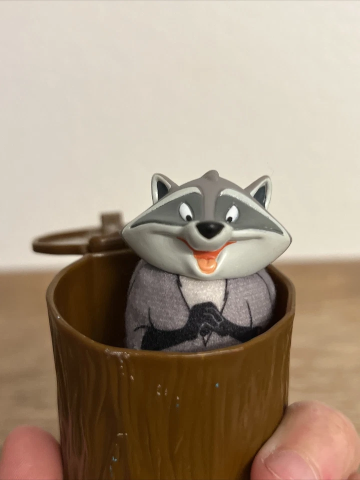 MEEKO IN TREE POCAHONTAS 2” FIGURA DISNEY JUGUETE (USADO) Foto 3 de 4