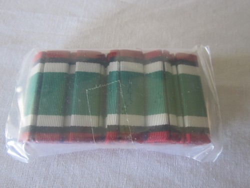Lot of 25 Military Liberation of Kuwait Medal Ribbon Bars New Factory Sealed - Afbeelding 4 van 4