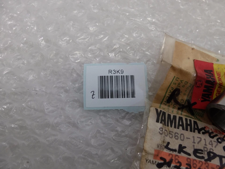 Espaciador Yamaha 90560-17147 DT 50 100 125 175 MX 100 125 RT 100 180 YZ 100 125 175 Foto 3 de 4