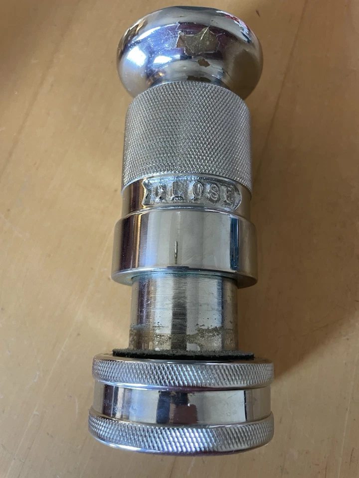 Bocal de incêndio de latão cromado Powhatan U - Imagem 3 de 4