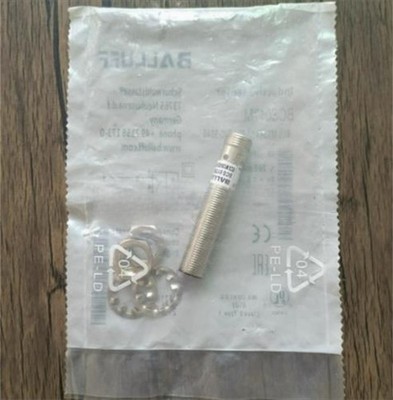 1PCS NEW IN BOX Balluff capacitive sensor BCS017M BCS M12K4D2-PIM50C-S04G