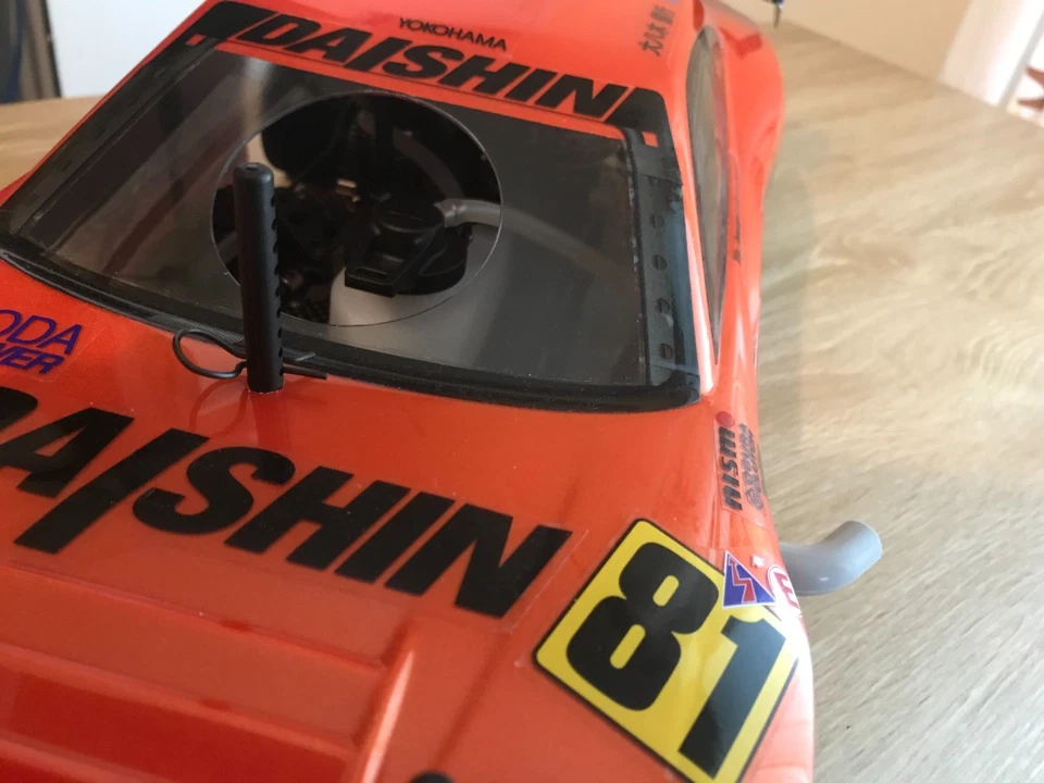 XRAY NT1 - 1/10 LUXURY NITRO TOURING CAR NEW COMPLETE WITH UPGRADES & ENGINE - Image 3 of 4