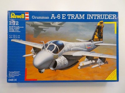 Revell Bausatz 1:72 Grumman A-6E Tram Intruder No. 04614 in OVP
