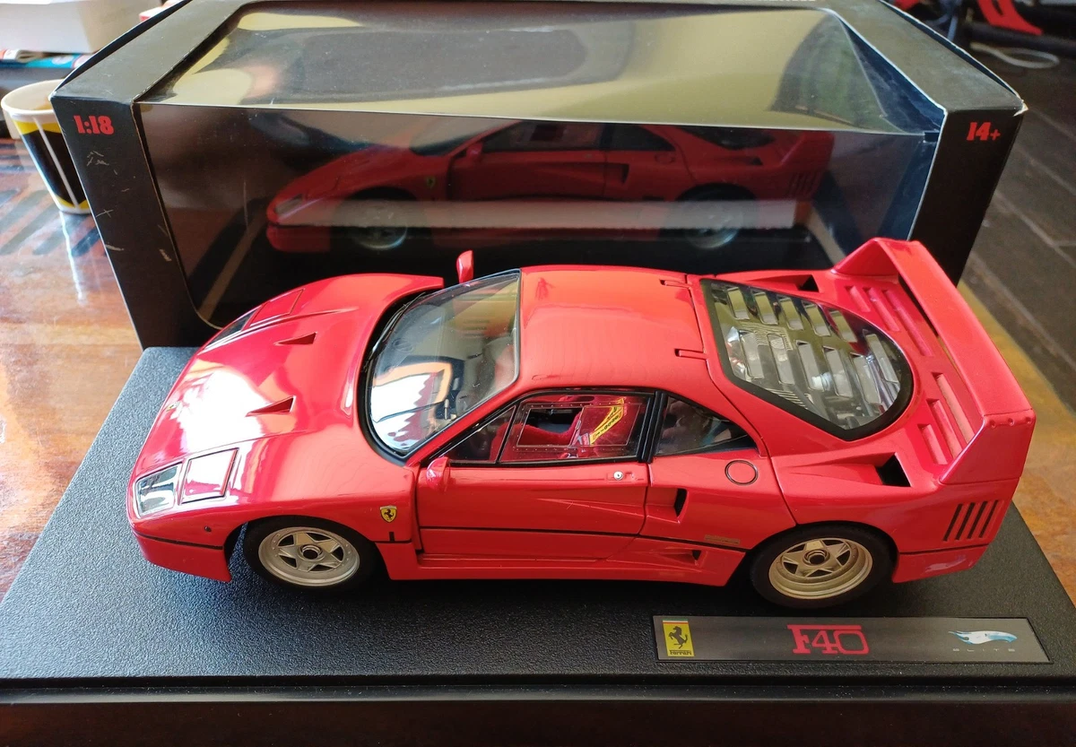 Ferrari F40 1/18 Burago Bande Italienne En Boite D'origine Luxe