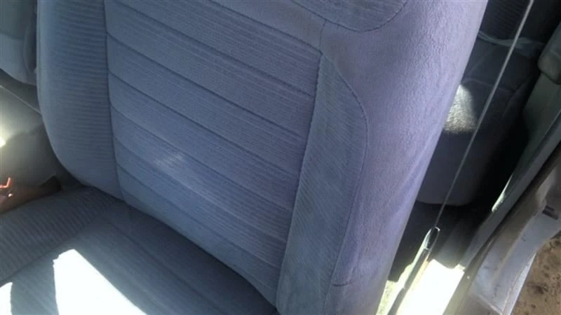 COUGAR 1986 Front Seat 359599 Foto 2 de 4