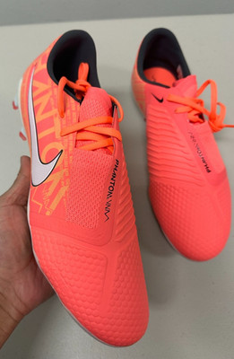 BRAND NEW Nike Men's 10.5 Phantom Venom Pro FG Soccer Cleats Mango/Bright White