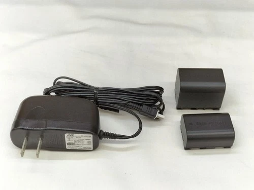 JVC Everio GZ-HM570-B HD Camcorder 5.65MP CMOS SD/SDHC w/ Charger & 2 Batteries - Picture 12 of 13