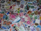BULK LOT WORLD STAMPS,,,200+ F/U  GOOD MIX,,NEW STOCK,,FREE POSTAGE IN OZ